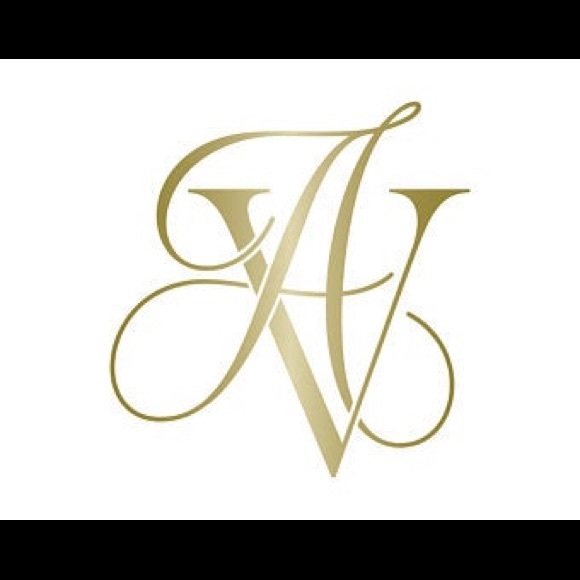 Meet the Posher - Picture 2 of 4